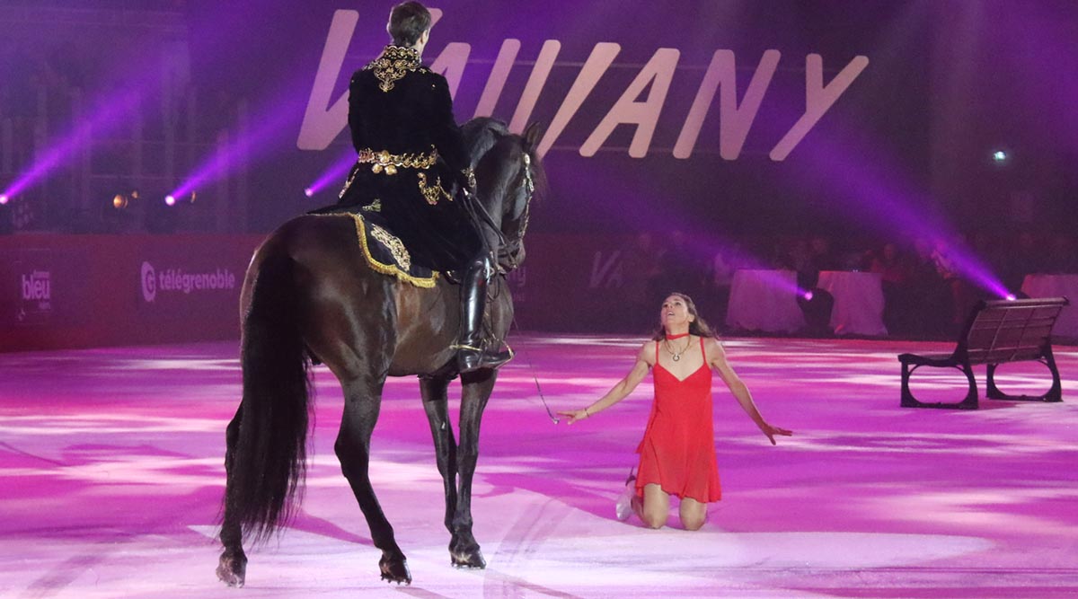 Vaujany Gala Skating with a Horse