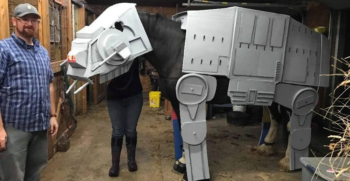 Guy Creates Star Wars At-At Costume For His Horse