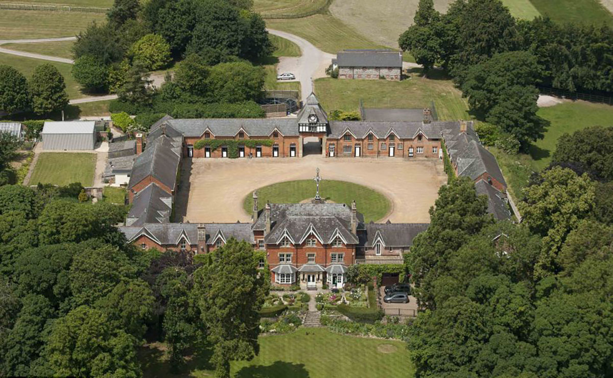 Tour The Most Historic Barn In The World, Manton Estate Stable Yard and Stud in Wiltshire, England