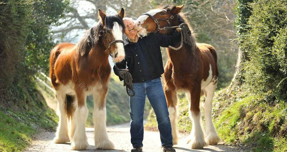 Martin Clunes