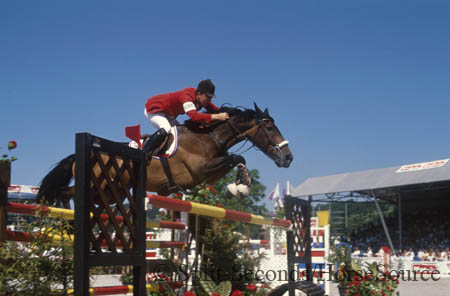 Mon Santa - Showjumping Rider