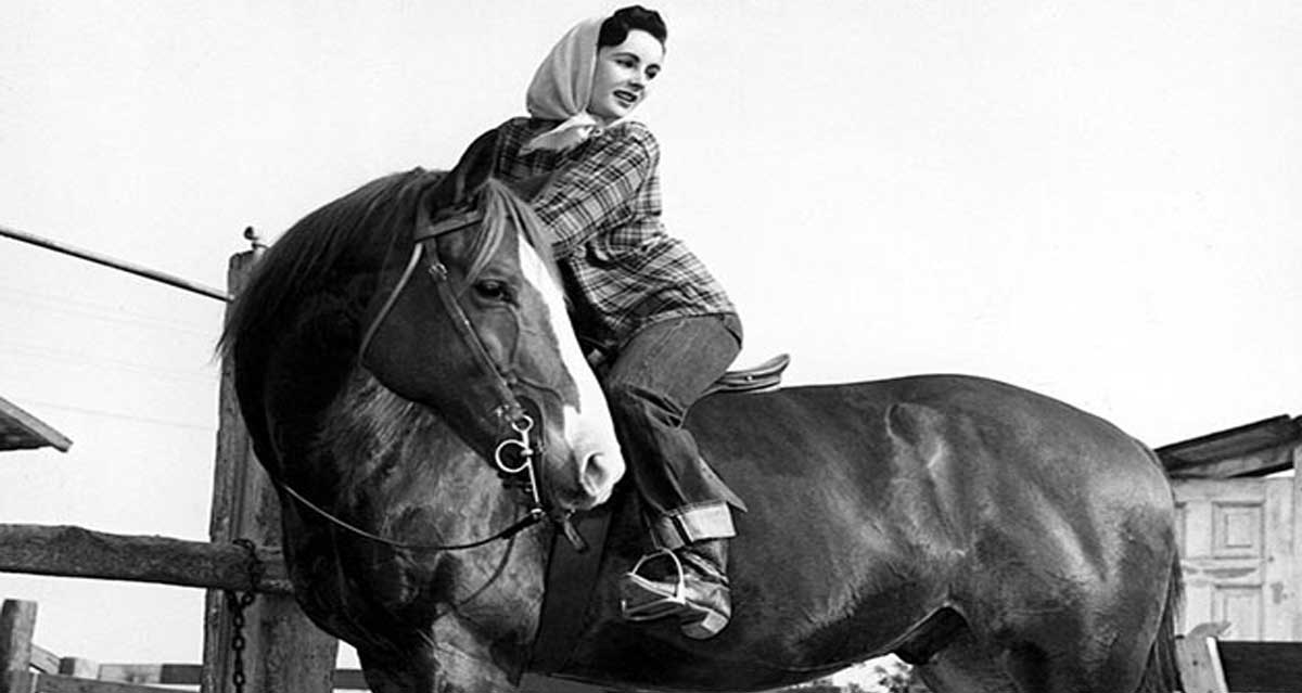 Elizabeth Taylor in National Velvet 1944