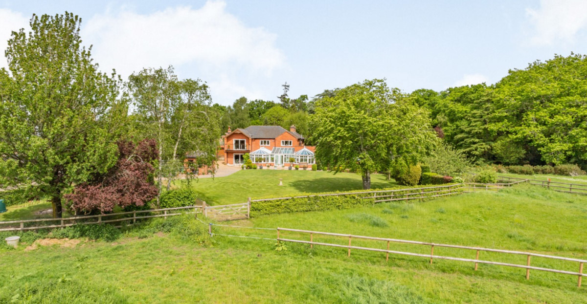 Gorse House and Cottage - Rugby, Warwickshire Horse Property