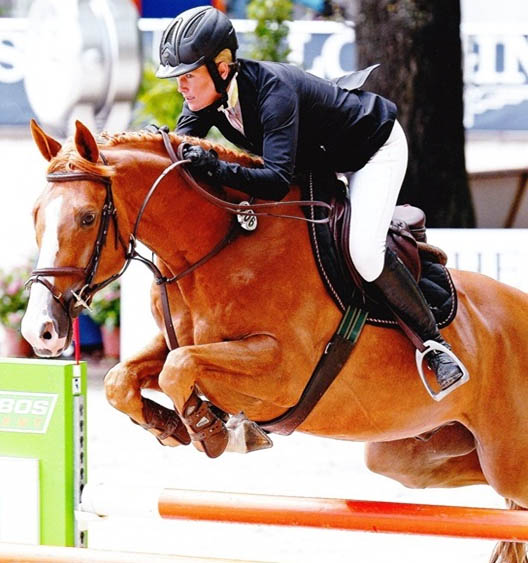 Laura Renwick British Showjumper Of The Month