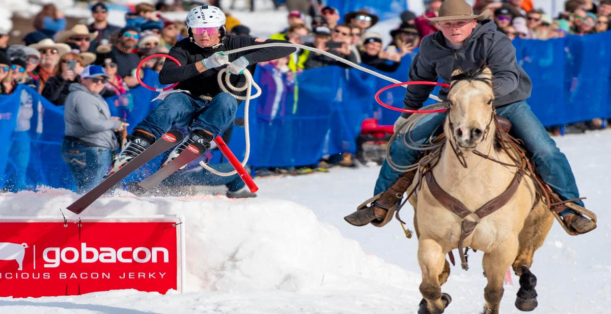 Get a load of these cowboys, cowgirls and cowhorses and what they get up to in the winter! Its skiijoring .....